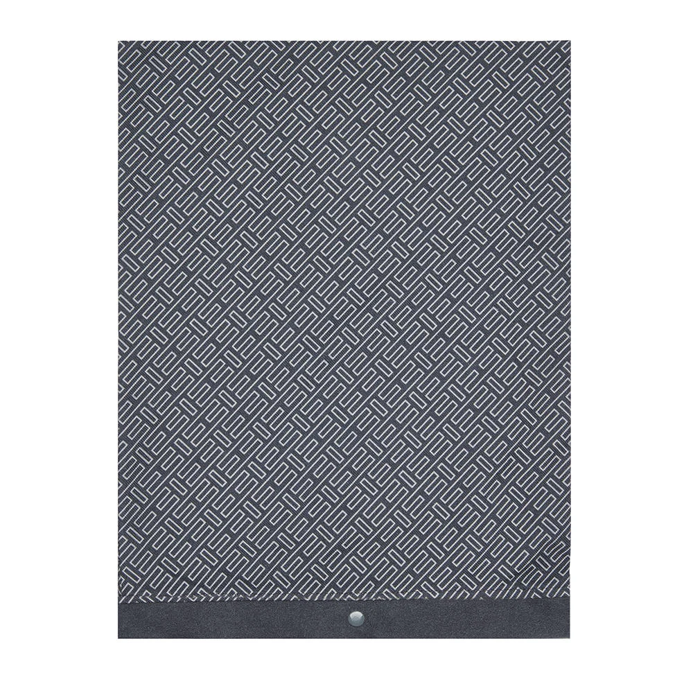 Heating Pad with Removable Cover (12” x 15”) - Image 3