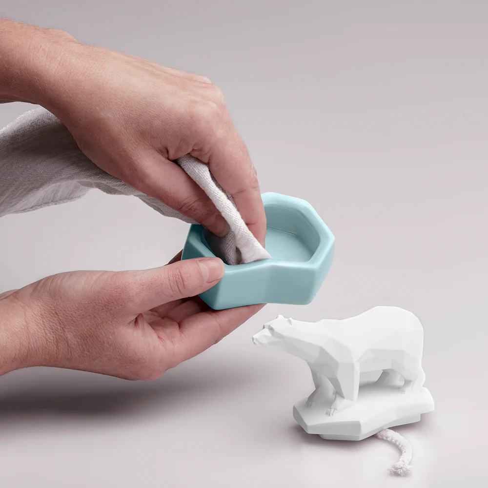 Polar Bear Porcelain Aroma Diffuser - Image 4