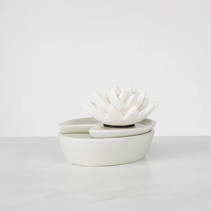 Water Blossom Porcelain Aroma Diffuser